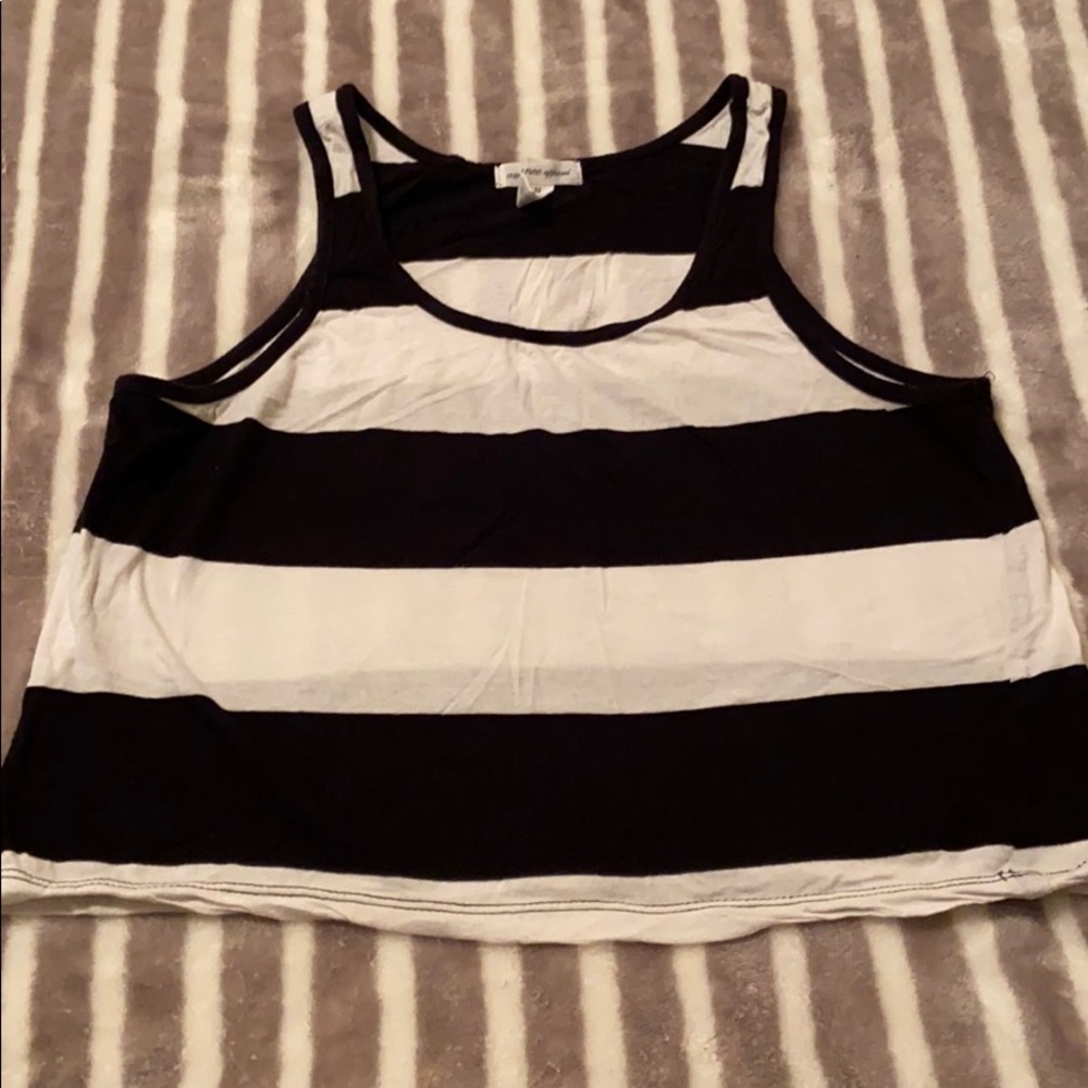 Black and White Crop Top Size M